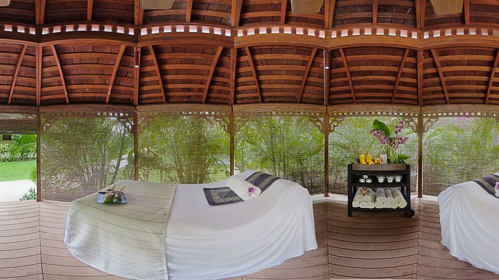Sandals Royal Caribbean (Adults Only) Бухта Монтего Экстерьер фото